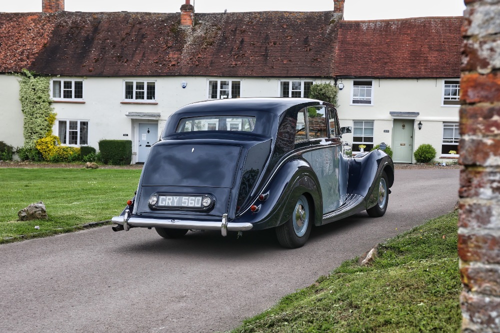 1950 BENTLEY MARK VI SIX LIGHT SALOON BY FREESTONE AND WEBB Registration Number: GRY 560 Chassis - Image 7 of 34