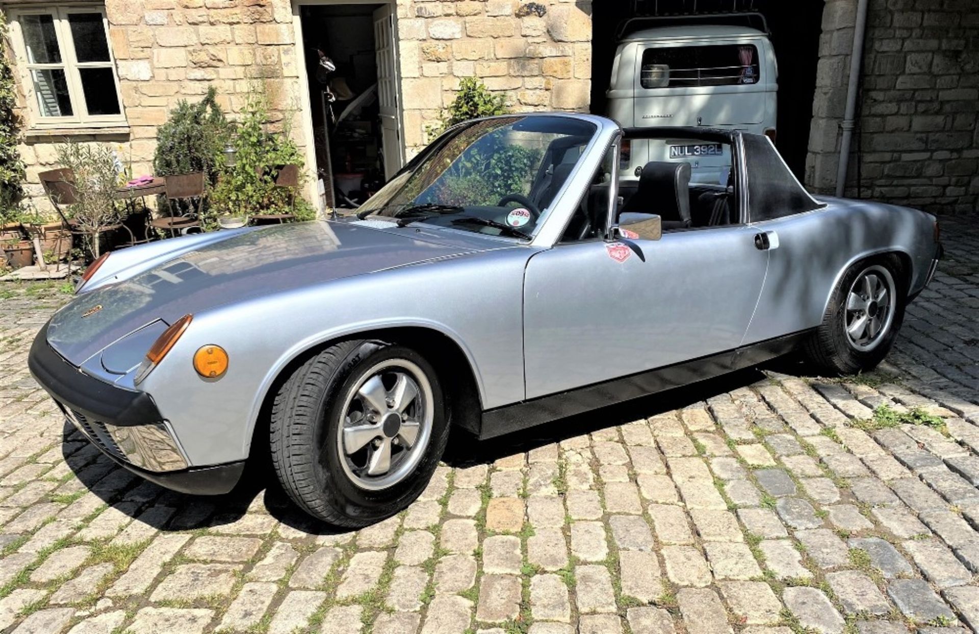 1975 PORSCHE 914 Registration Number: JHU 93N Chassis Number: 4752908006 Recorded Mileage: 100,914 - Bild 2 aus 25