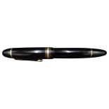 A MONTBLANC MEISTERSTUCK 149 FOUNTAIN PEN, CIRCA 1982, black lacquer body with 14ct gold bi-colour