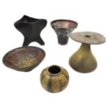 A MOIRA CLINCH POTTERY BOWL AND FOUR OTHER STUDIO POTTERY PIECES, CIRCA 1970-1990, the lot comprised