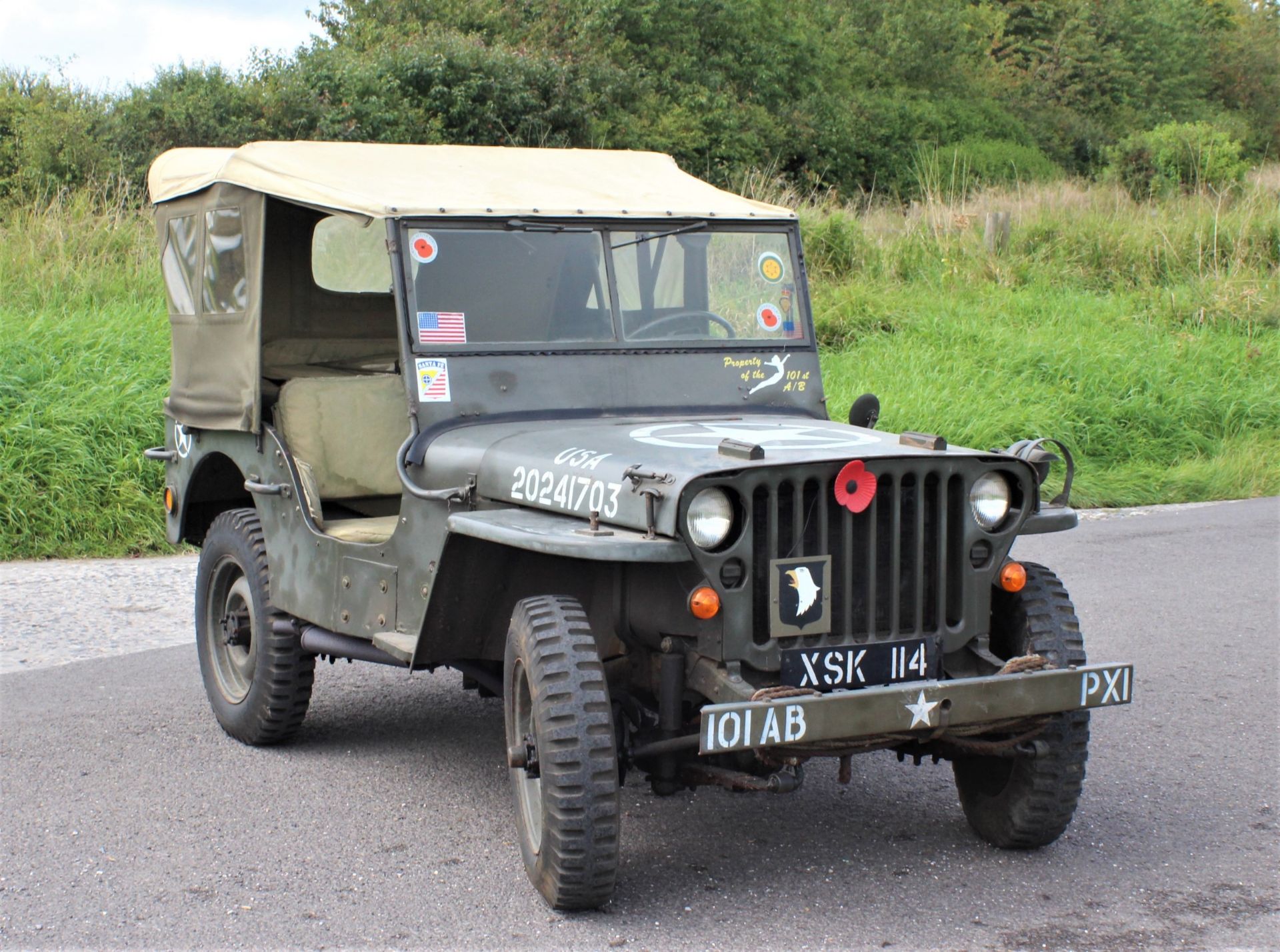 1942 FORD GPW JEEP Registration Number: XSK 114 Chassis Number: 76230 The Ford GPW (commonly known - Image 2 of 14
