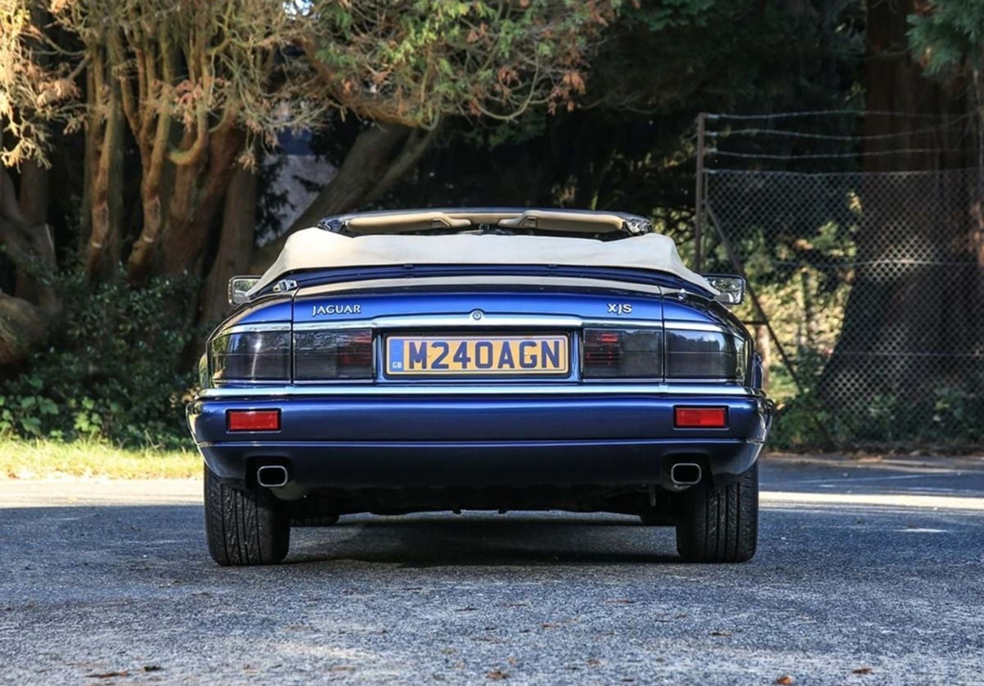 1994 JAGUAR XJS 4.0 CONVERTIBLE Registration Number: M240 AGN                     Chassis Number: - Image 5 of 8