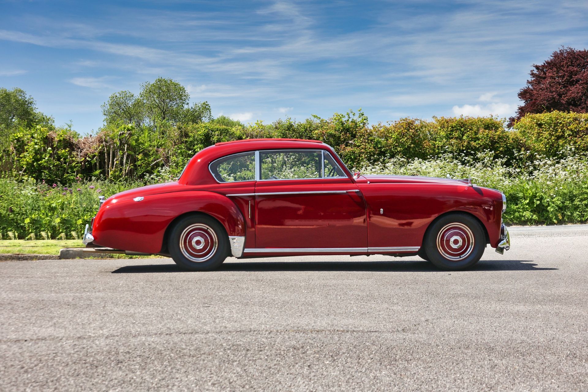 1953 LAGONDA 3-LITRE COUPE Registration Number: KKU 62 Chassis Number: LAG/50/539 Engine Number: - Image 9 of 38