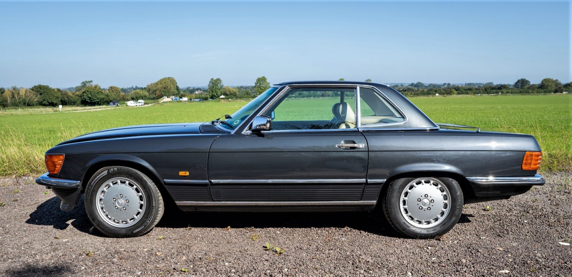 1989 MERCEDES-BENZ 300SL Registration Number: F647 JSS Chassis Number: WDB107412A099388 When - Image 7 of 22