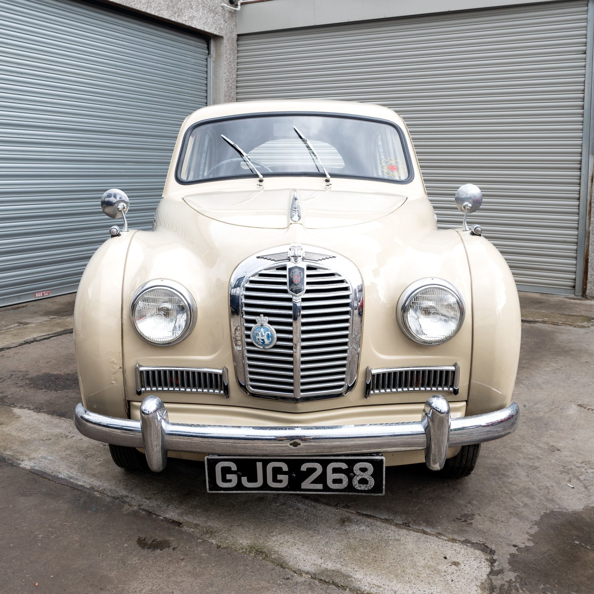 1952 AUSTIN A40 SOMERSET Registration Number: GJG 268 Chassis Number: TBA The A40 Somerset was - Bild 8 aus 22