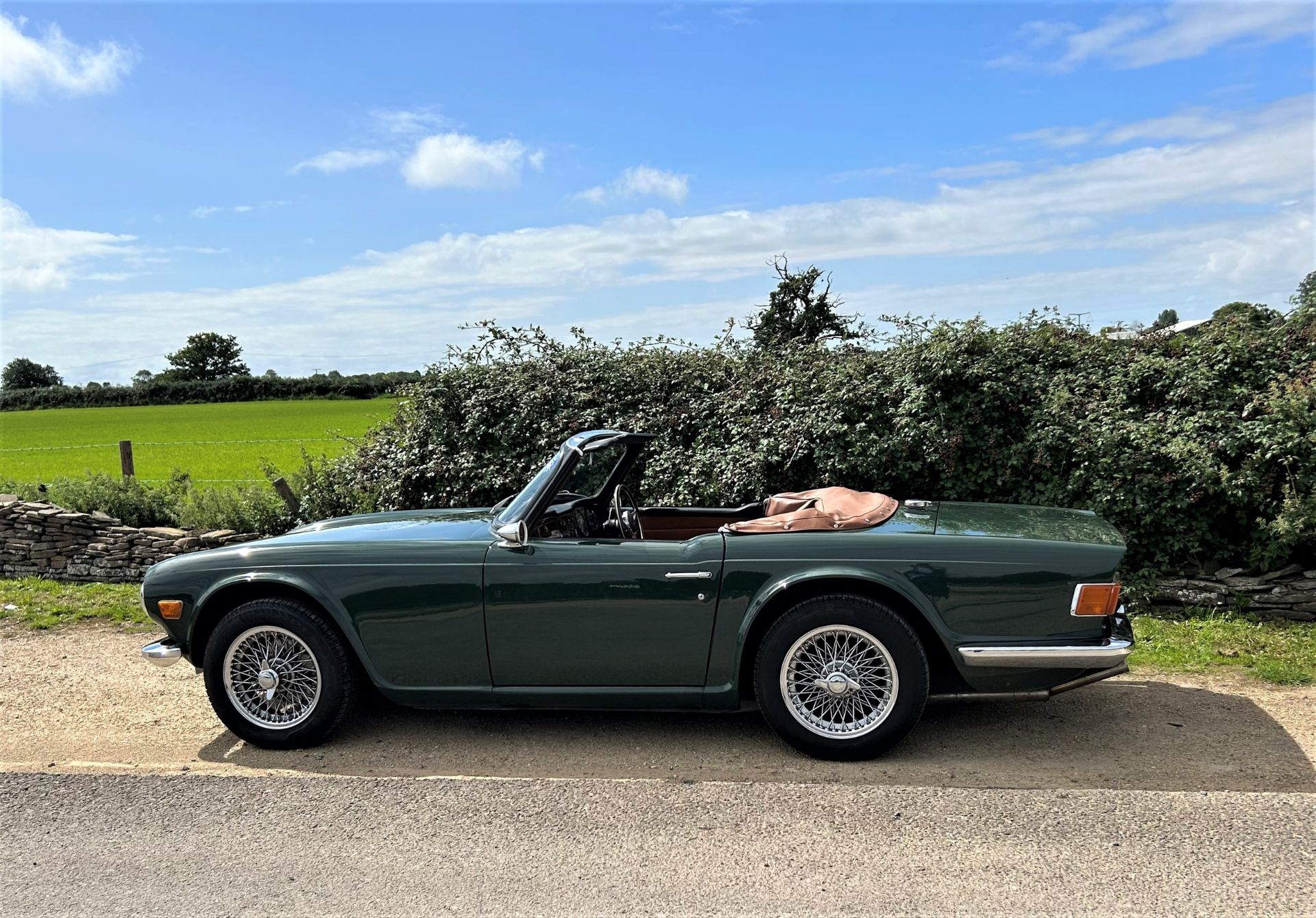 1971 TRIUMPH TR6 Registration Number: LYX 738K Chassis Number: CP54550-0 - UK-delivered, 150bhp - Image 30 of 33