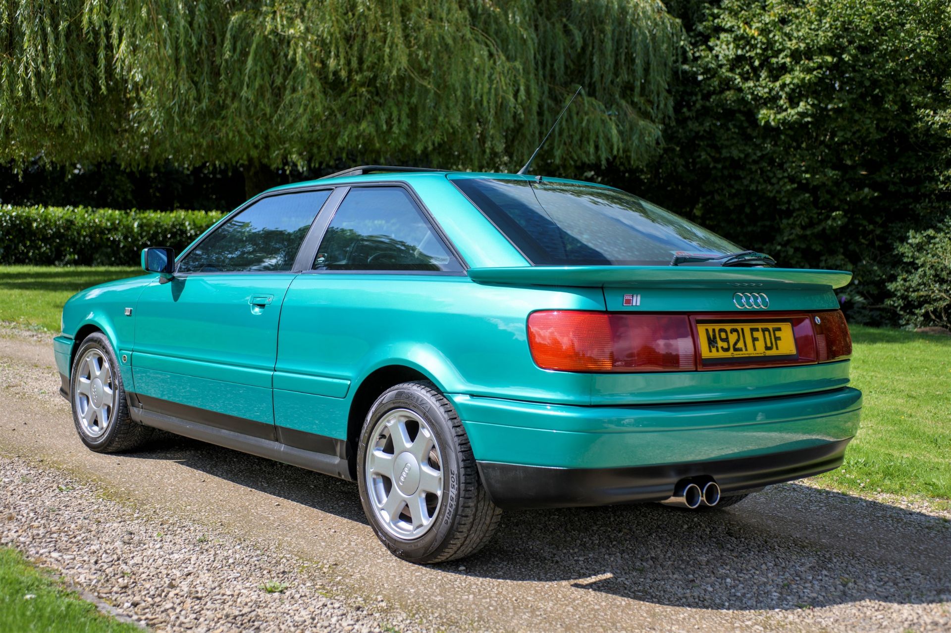 1995 AUDI S2 COUPE Registration Number: M921 FDF Chassis Number: WAUZZZ8132SA000286 - Finished in - Image 8 of 27