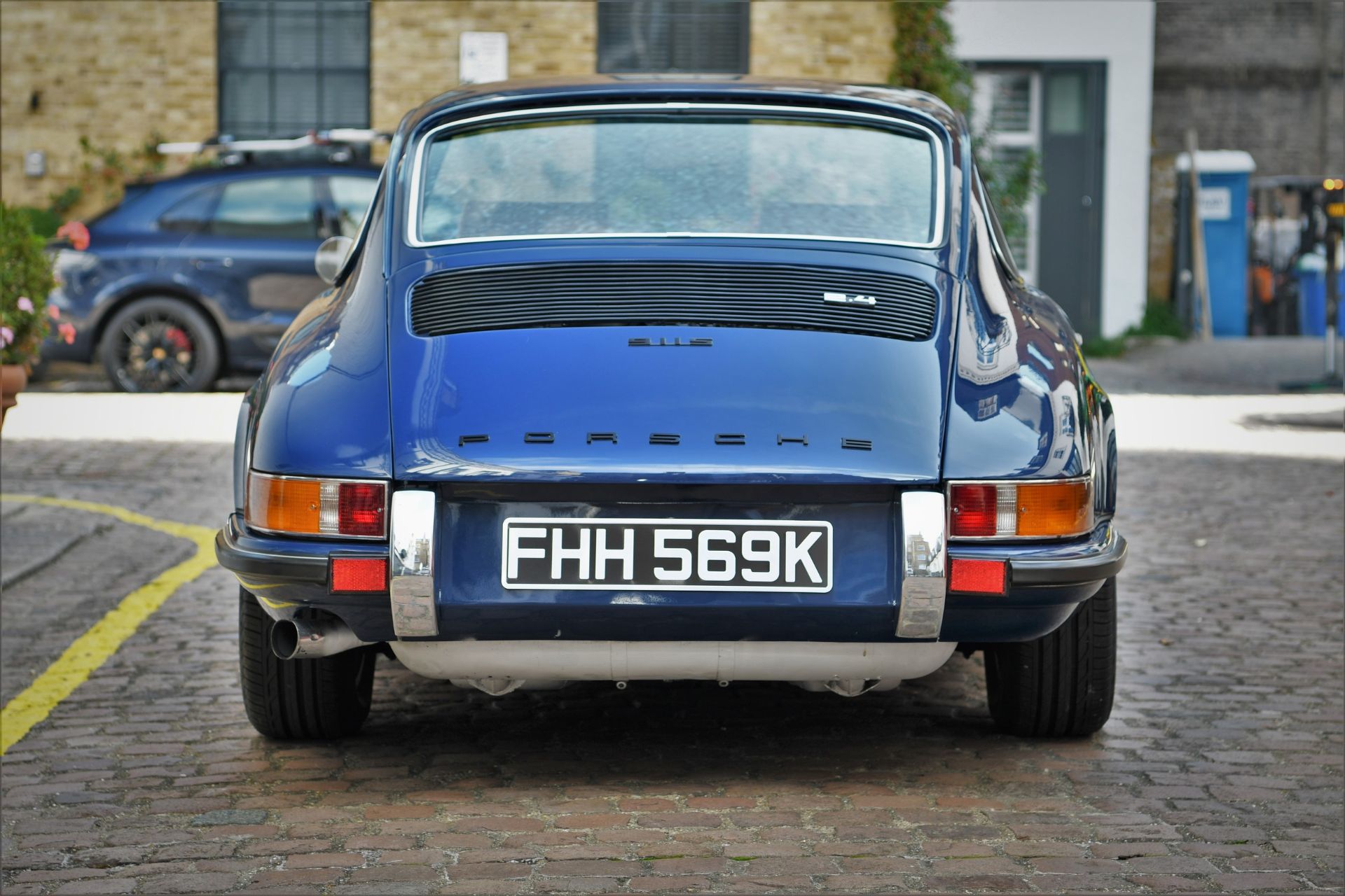1972 PORSCHE 911 2.4 'S' 'OELKLAPPE COUPE' Registration Number : FHH 569K Chassis Number : - Image 5 of 28