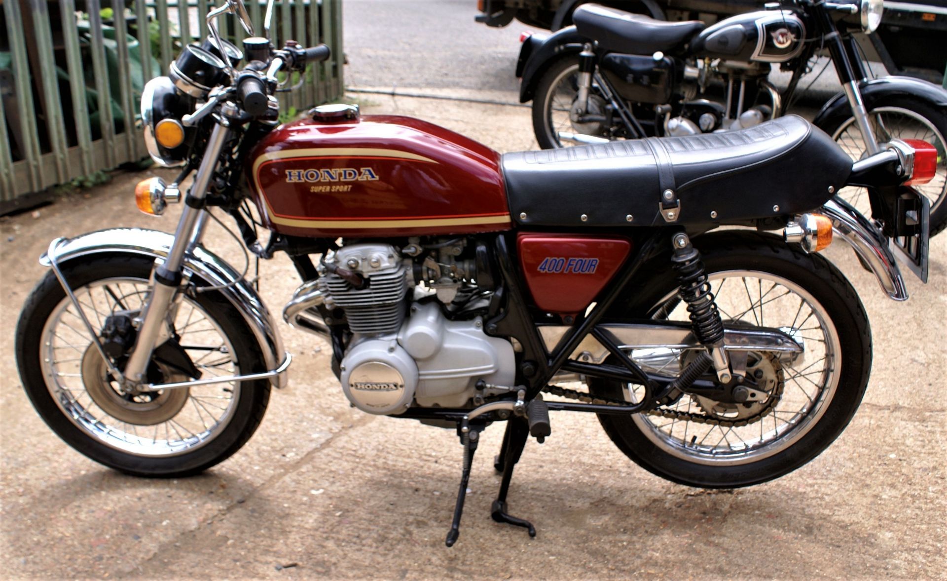 1970 HONDA 400 FOUR Registration Number: XGK 507S   Frame Number: TBA  Rightly regarded as one of - Bild 2 aus 5