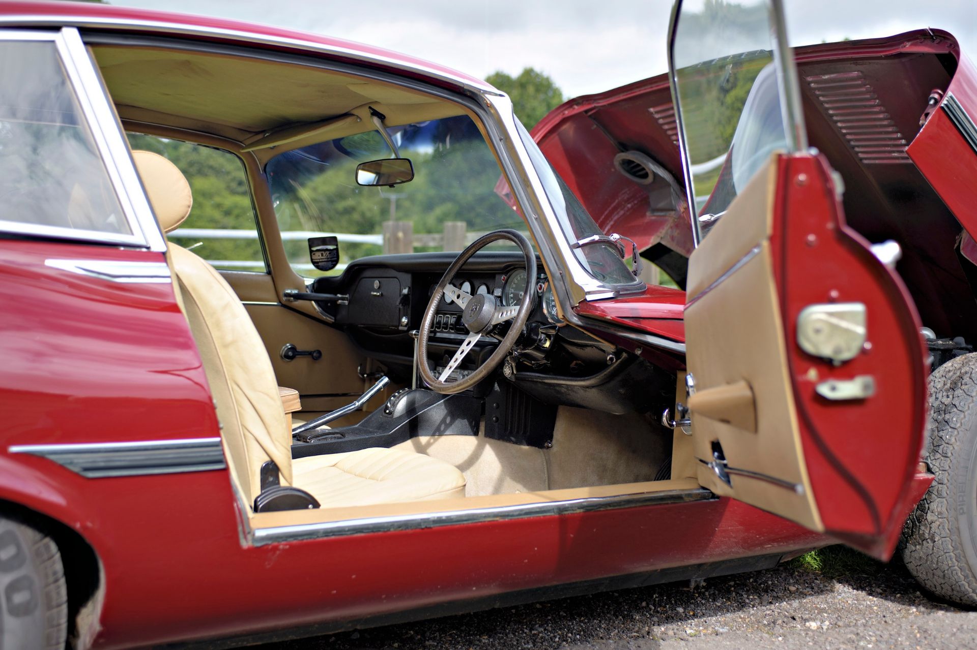 1972 JAGUAR E-TYPE SERIES III FIXED HEAD COUPE Registration: JAG 947 - Image 19 of 36