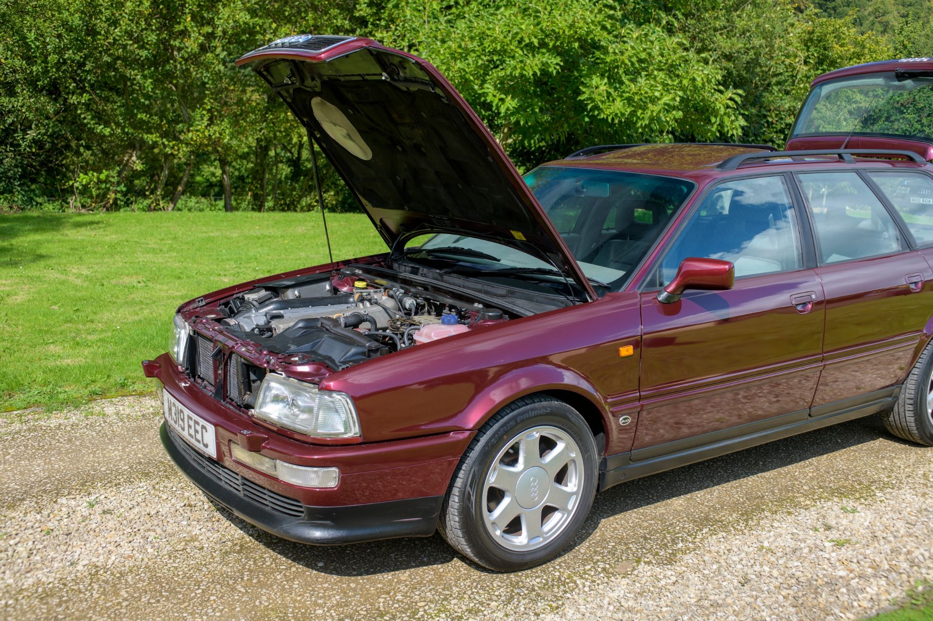 1995 AUDI S2 AVANT Registration Number: M319 EEC Chassis Number: WAUZZZ8CZSA007967 - Two private - Image 7 of 34