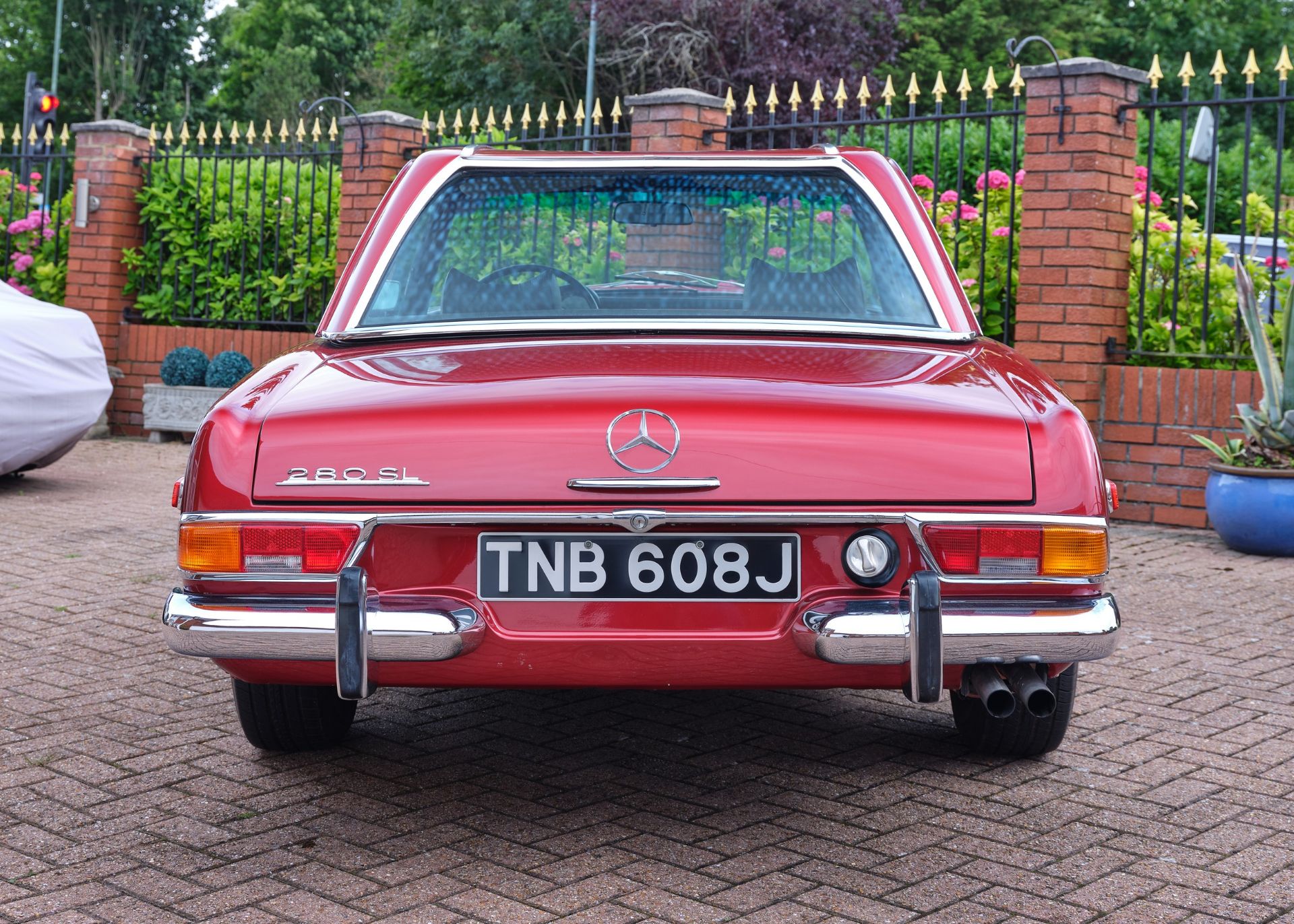 1971 MERCEDES-BENZ 280SL  Registration Number: TNB 608J                 Chassis Number:  113-044- - Image 5 of 39