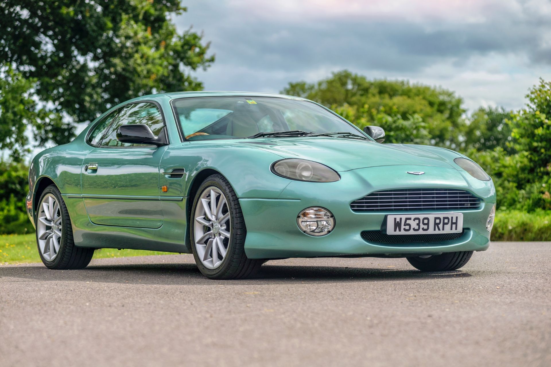 2000 ASTON-MARTIN DB7 VANTAGE Registration number: W539 RPH    Chassis number: SCFAB1231K300921 - - Image 7 of 61