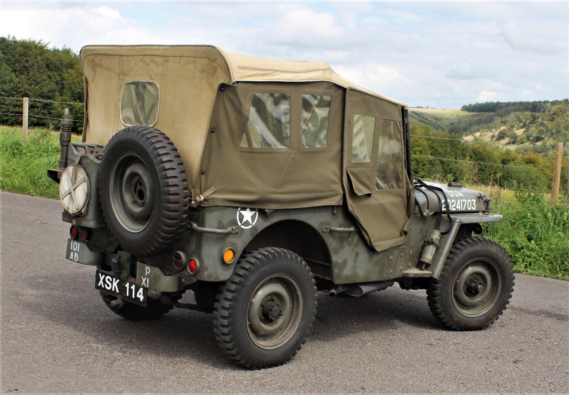 1942 FORD GPW JEEP Registration Number: XSK 114 Chassis Number: 76230 The Ford GPW (commonly known - Image 10 of 14