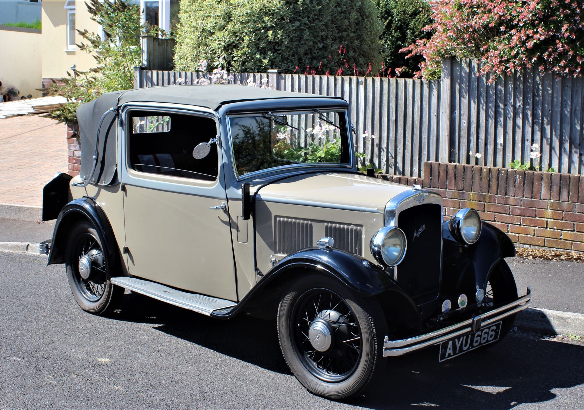 1934 AUSTIN 10 CABRIOLET Registration Number: AYU 666 Chassis Number: G38952 - First owner for 56