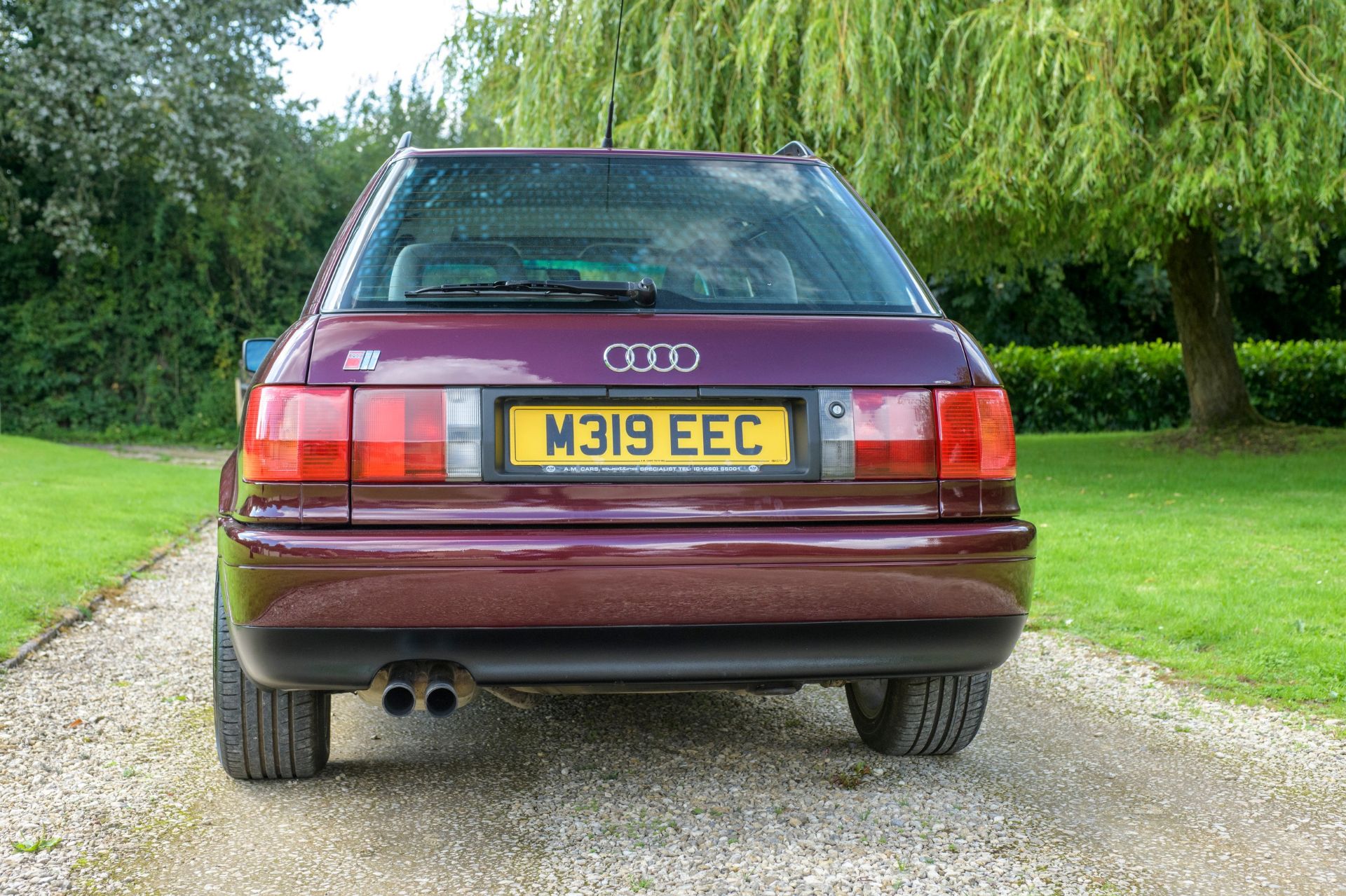 1995 AUDI S2 AVANT Registration Number: M319 EEC Chassis Number: WAUZZZ8CZSA007967 - Two private - Image 5 of 34