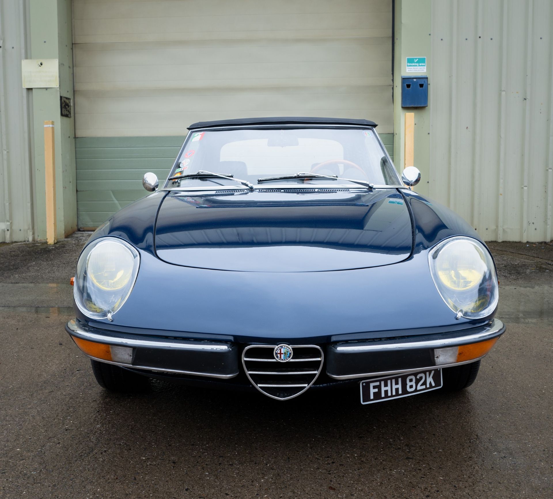 1972 ALFA-ROMEO SPIDER VELOCE Registration Number: FHH 82K Chassis Number: AR*2460638 Widely - Image 3 of 16