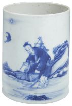 A BLUE AND WHITE BRUSH POT QING DYNASTY, 19TH CENTURY painted in underglaze blue with a moonlight