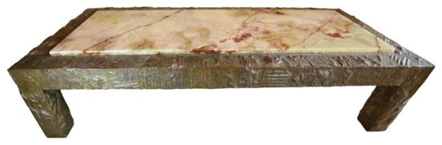 AN UNUSUAL CONTEMPORARY ITALIAN DESIGNER RECTANGULAR COFFEE TABLE with veined onyx top & copper