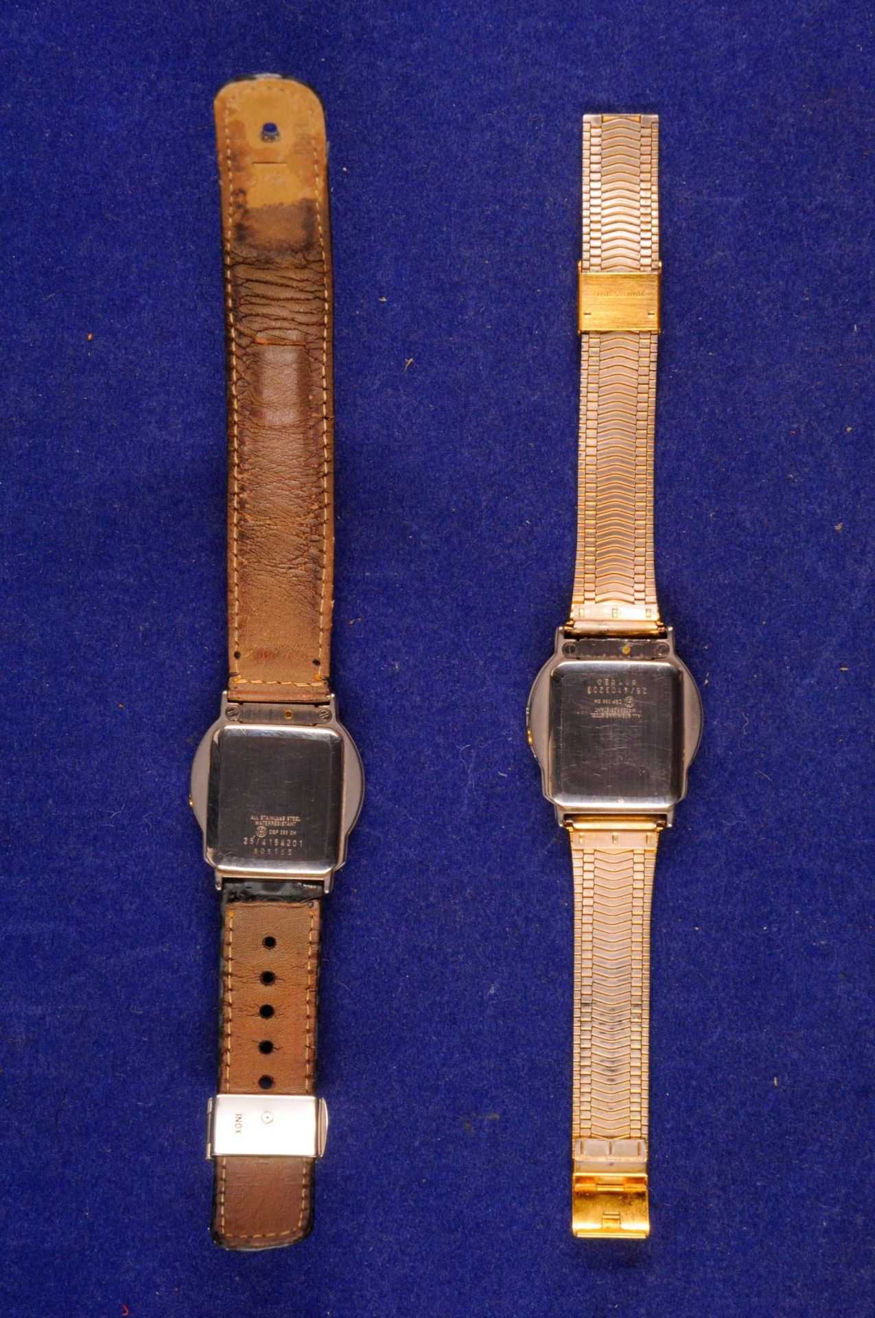 Lot 2x \Junghans Mega\. Ca. 39,8mm, um 1991, die erste Funkgesteuerte Uhr, mit Leder- und Metallarmb - Bild 2 aus 2