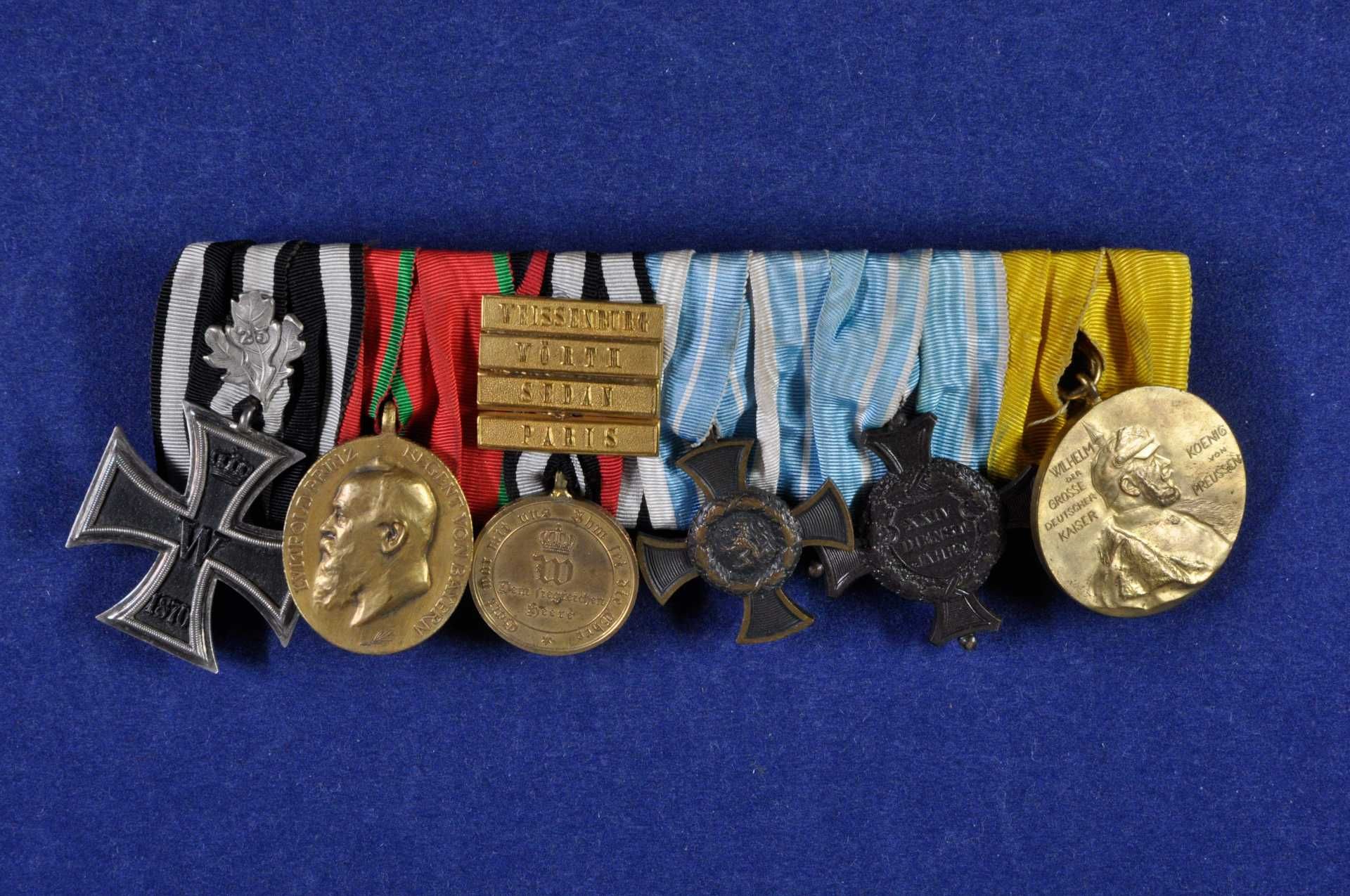 Ordensspange mit 6x Auszeichnungen, dabei Preußen Eisernes Kreuz 1870 2. Klasse mit aufgelegter nach - Bild 2 aus 4