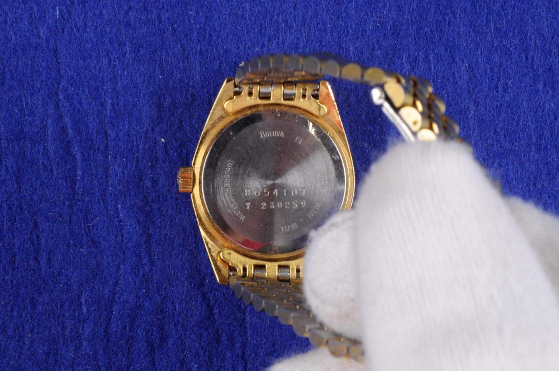 Bulova Super Seville Damen Armbanduhr. Ca. 25mm, Edelstahl vergoldet, Quartz. Goldfarbenes Ziffernbl - Bild 2 aus 2