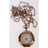 Small pocket-watch. Approximate, 29 mm, case in 585er Gold, manual wind. Enameled dial with Louis XV