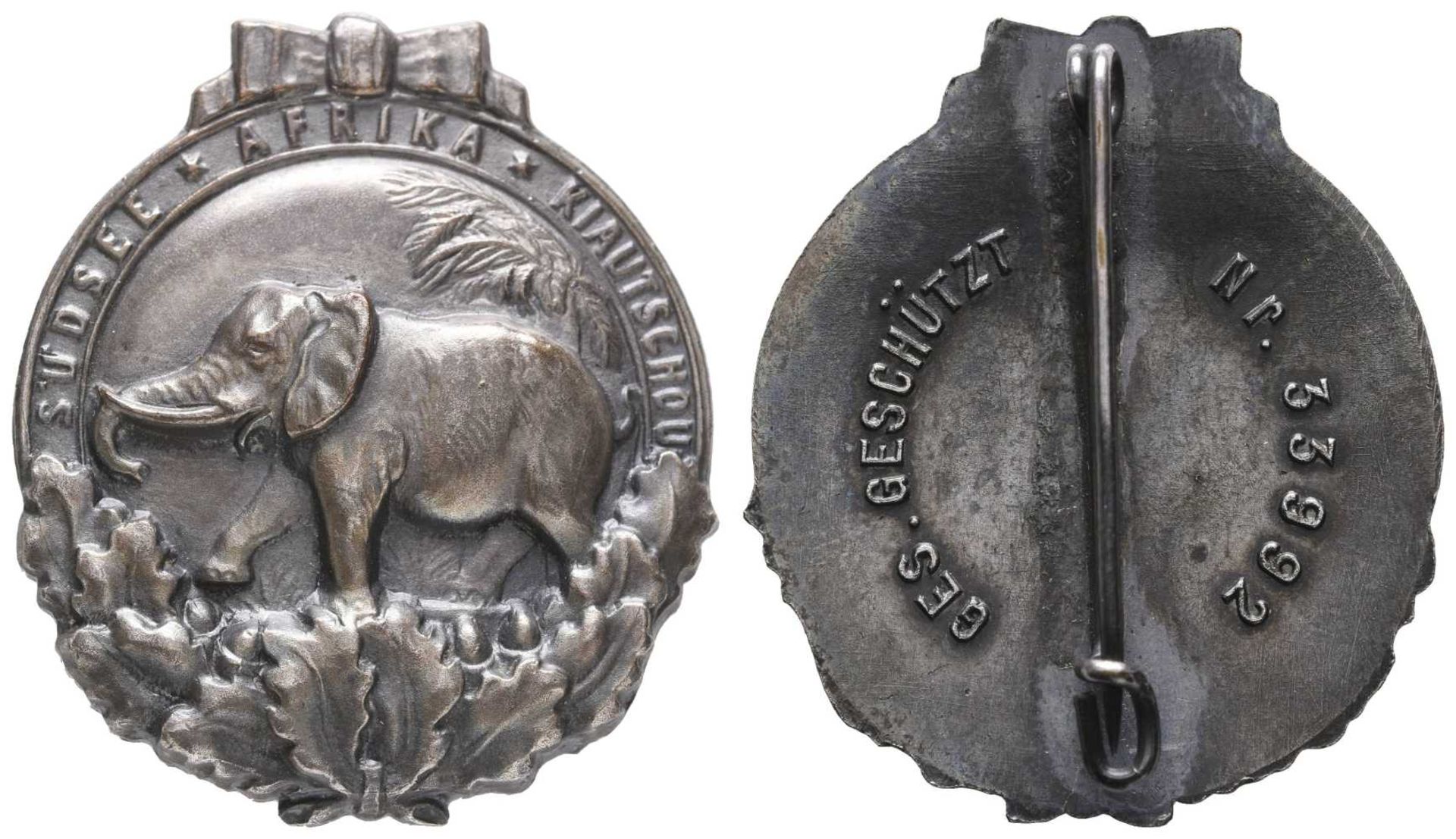 Abzeichen für Verdienste um die Kolonien (1921-1939), \Elefantenorden\, rückseitig mit \GES. GESCHÜT