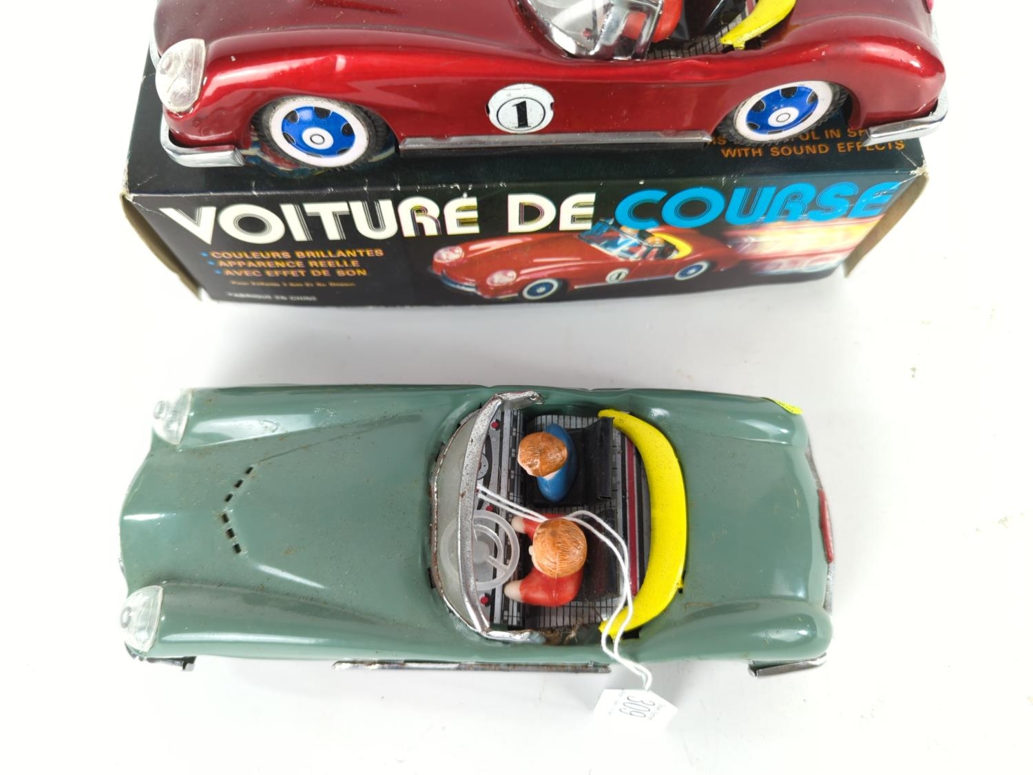 Two Voiture de Course racing cars, MF763, one red number '1' the other green number '3', one with or - Image 2 of 3