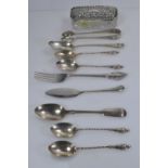 Ten pieces of variously hallmarked silver, including set of four Edwardian apostle coffee spoons, pa