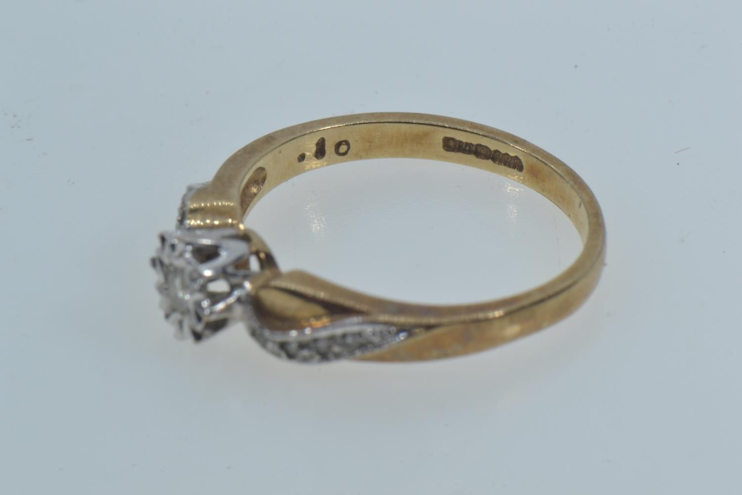9ct gold & diamond ring, size L1/2, gross weight 2.26 grams  - Image 5 of 5