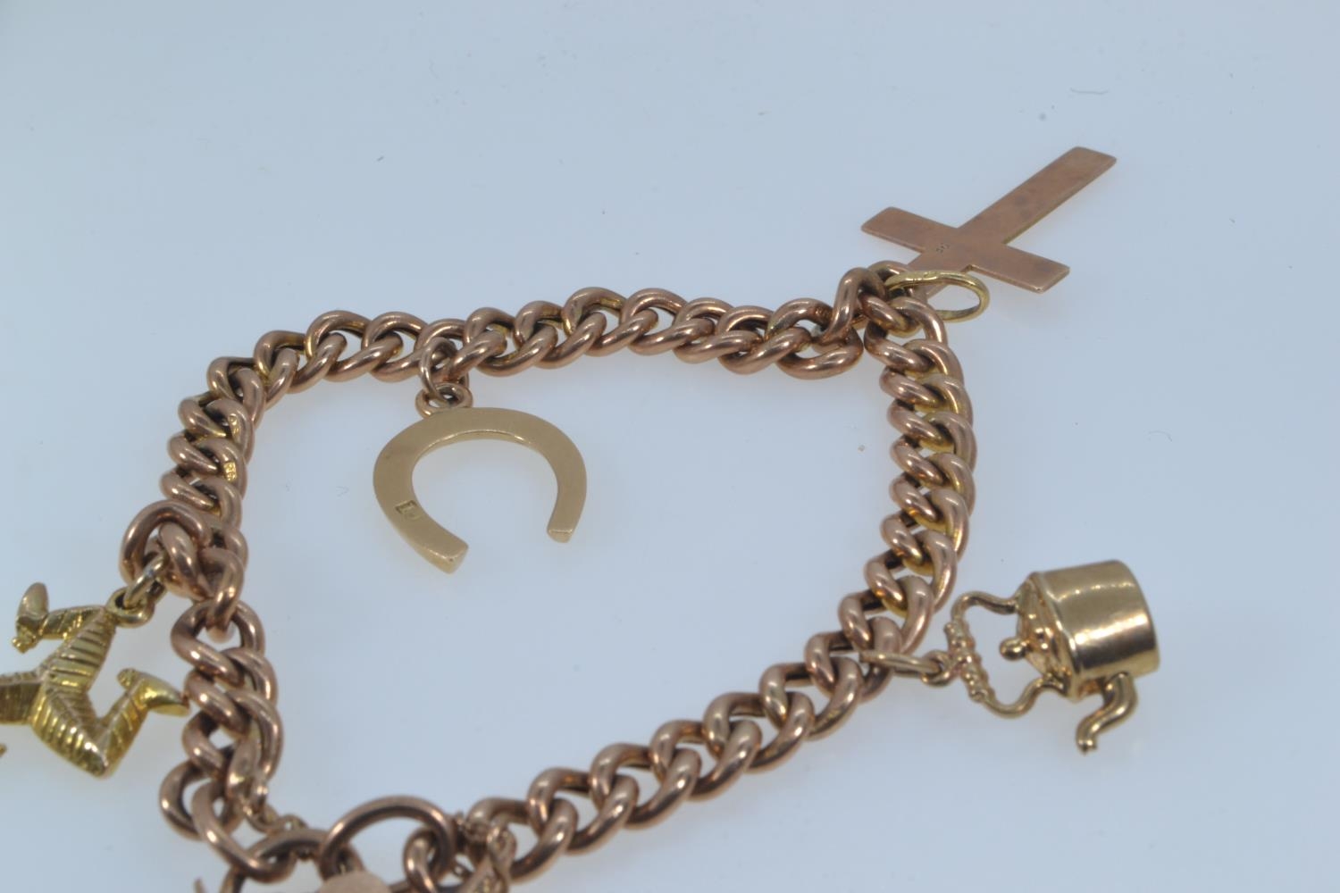 9ct rose gold bracelet with a heart-shaped padlock clasp, suspending four charms, including three 9c - Image 5 of 6