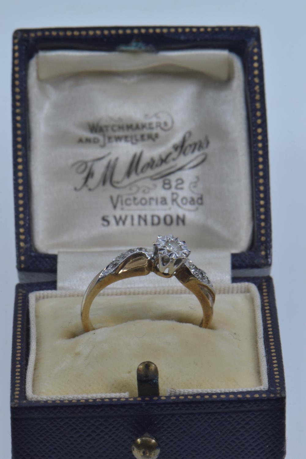 9ct gold & diamond ring, size L1/2, gross weight 2.26 grams  - Image 2 of 5