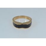 14ct gold & black onyx ring, size M, gross weight 4.5 grams grams