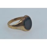 9ct gold & bloodstone signet ring, hallmarked London, size Q, gross weight 4.07 grams