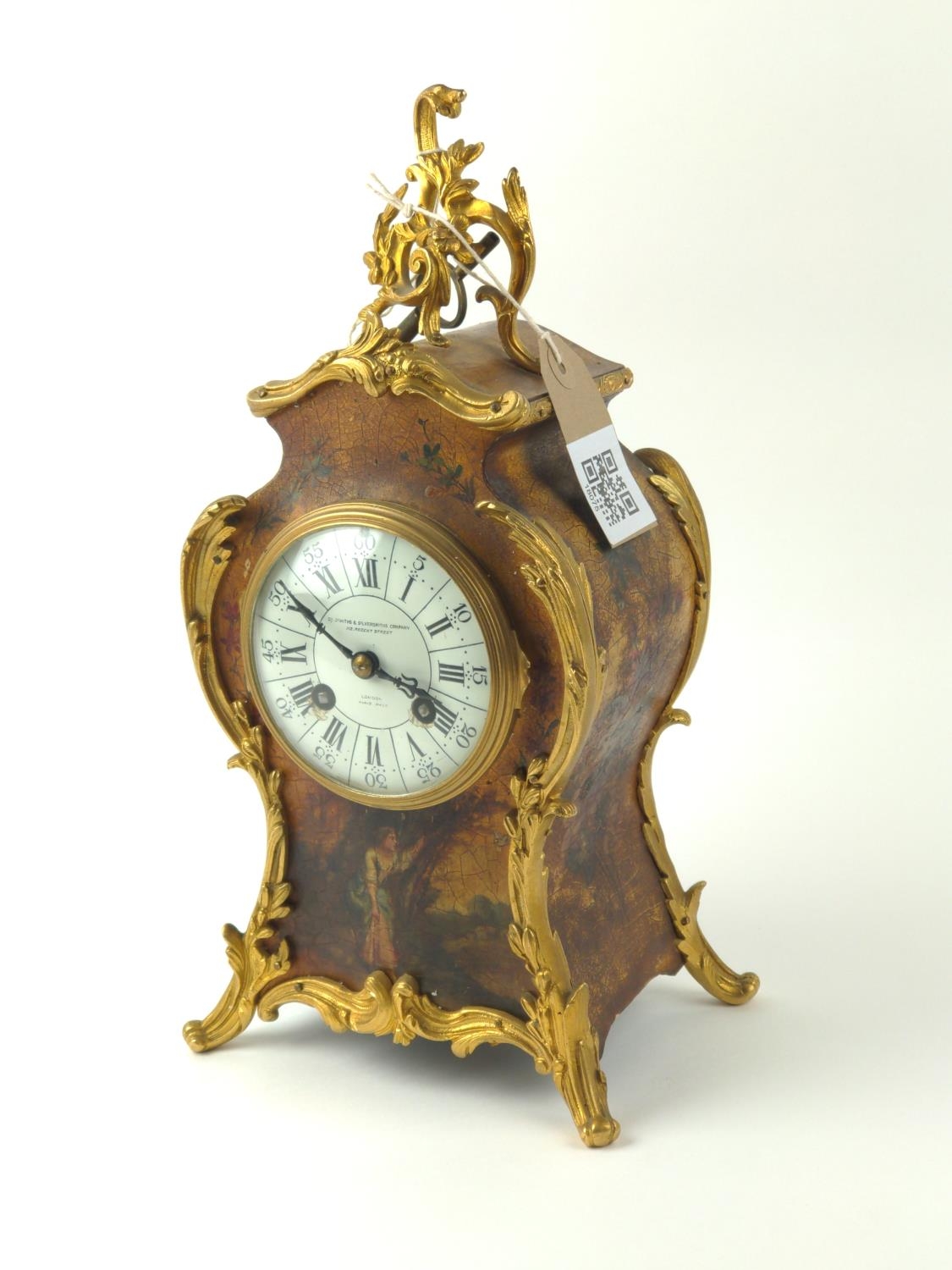 A Vernis Martin style mantle clock, painted with a figure in a landscape and floral sprays, foliate  - Image 2 of 6