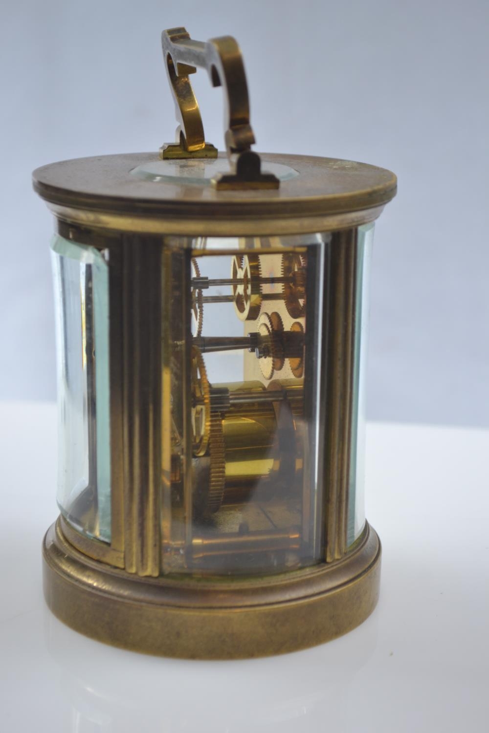 Brass and glass cylindrical carriage clock by the Chester Carriage Clock Company, dia. 9.5 x H15cm - Image 4 of 7