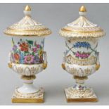 Zier-Deckelvasen/ lidded vases