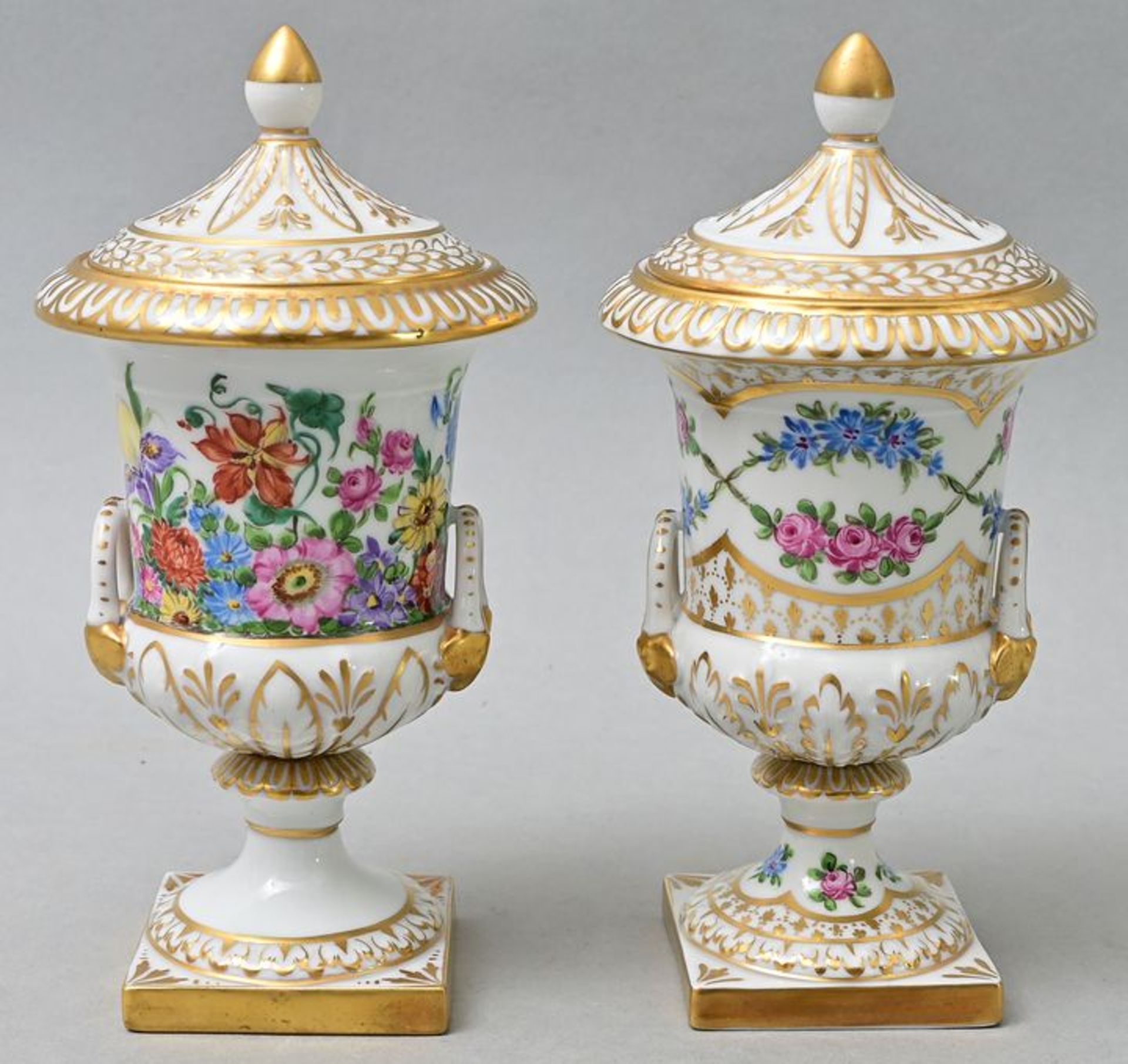 Zier-Deckelvasen/ lidded vases