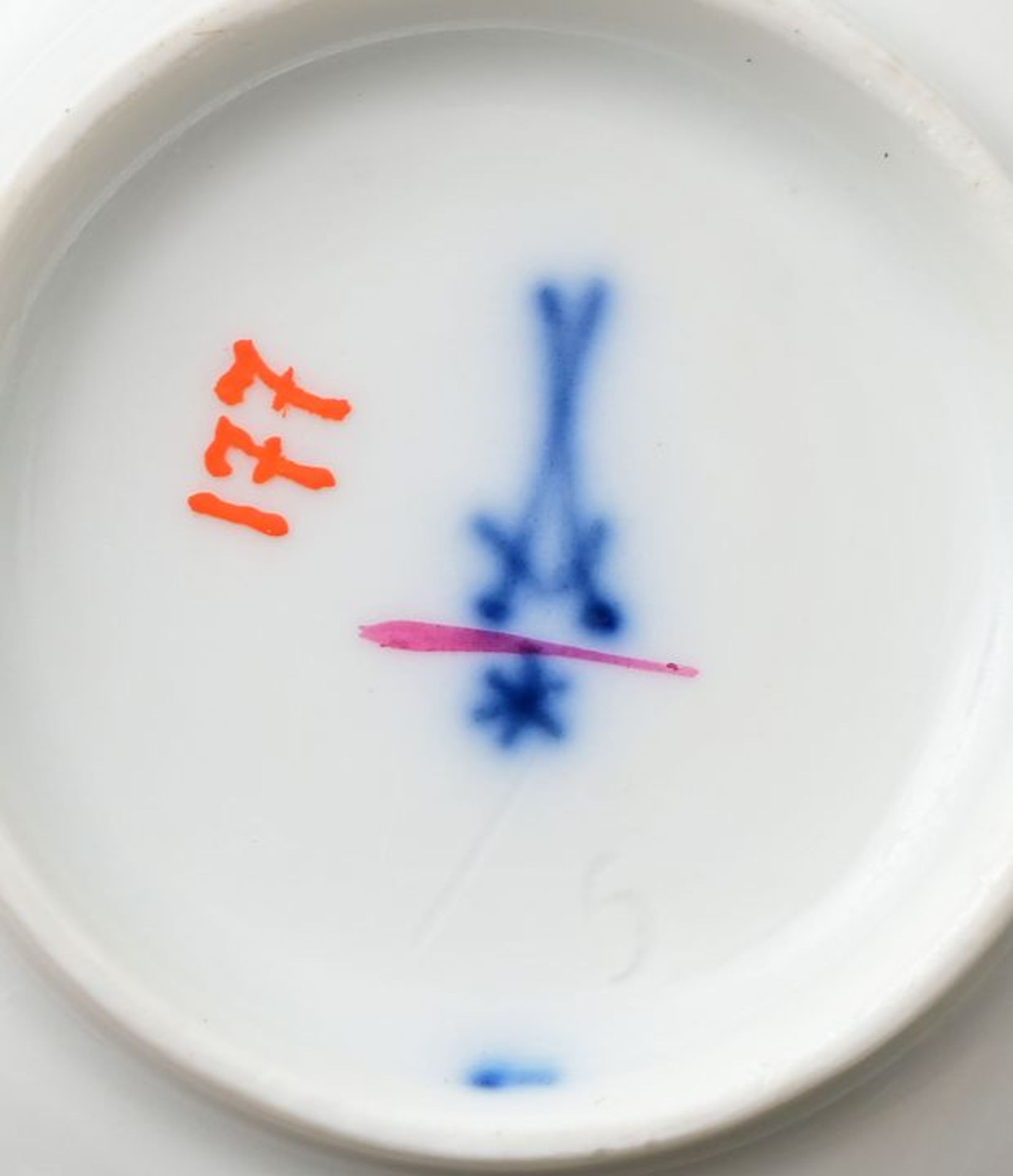 Tasse mit UTA, Meissen / Cup with saucer - Bild 2 aus 3