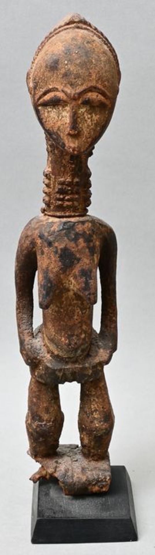 Weibliche Figur/ female statuette