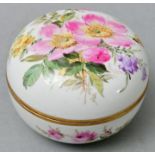 Deckeldose/ porcelain box with cover
