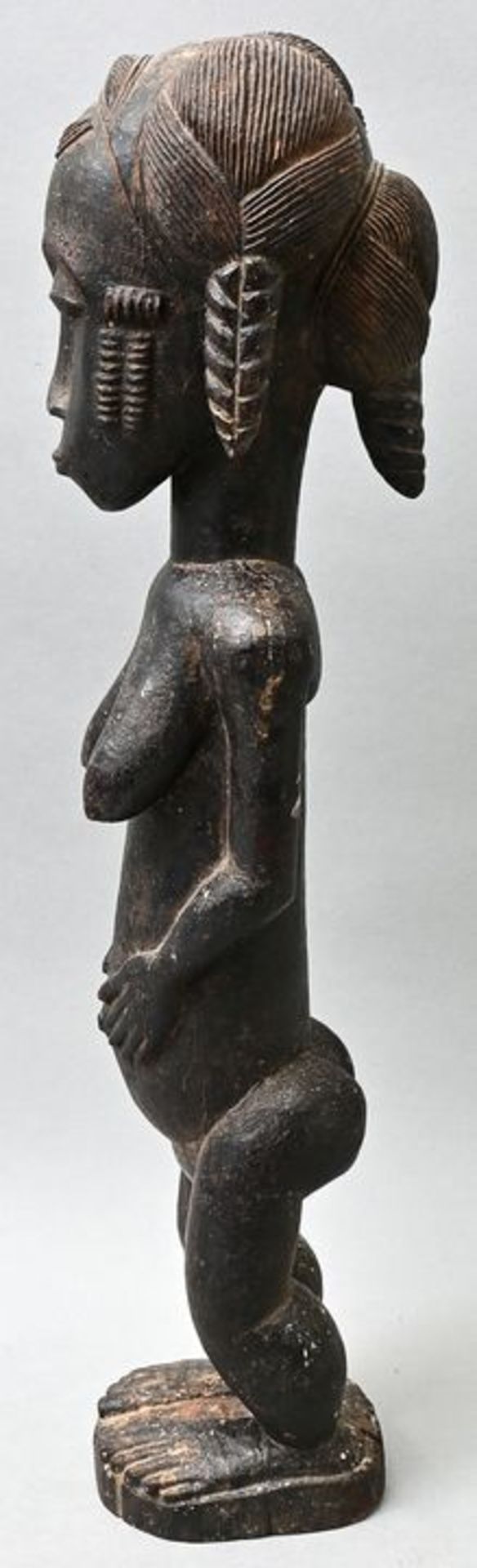 Weibliche Figur/ female statuette - Bild 3 aus 3