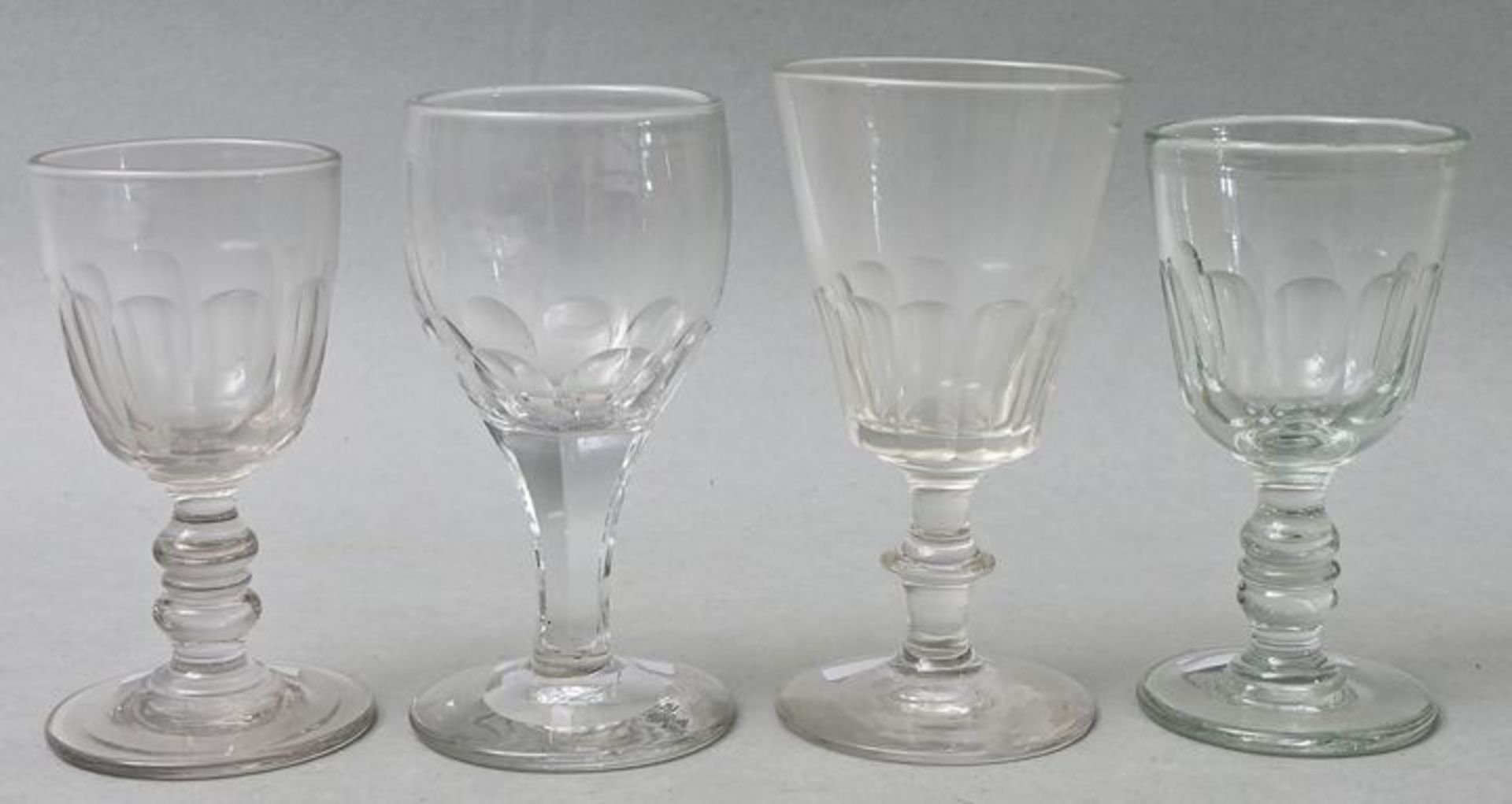 Kelchgläser/ glass goblets