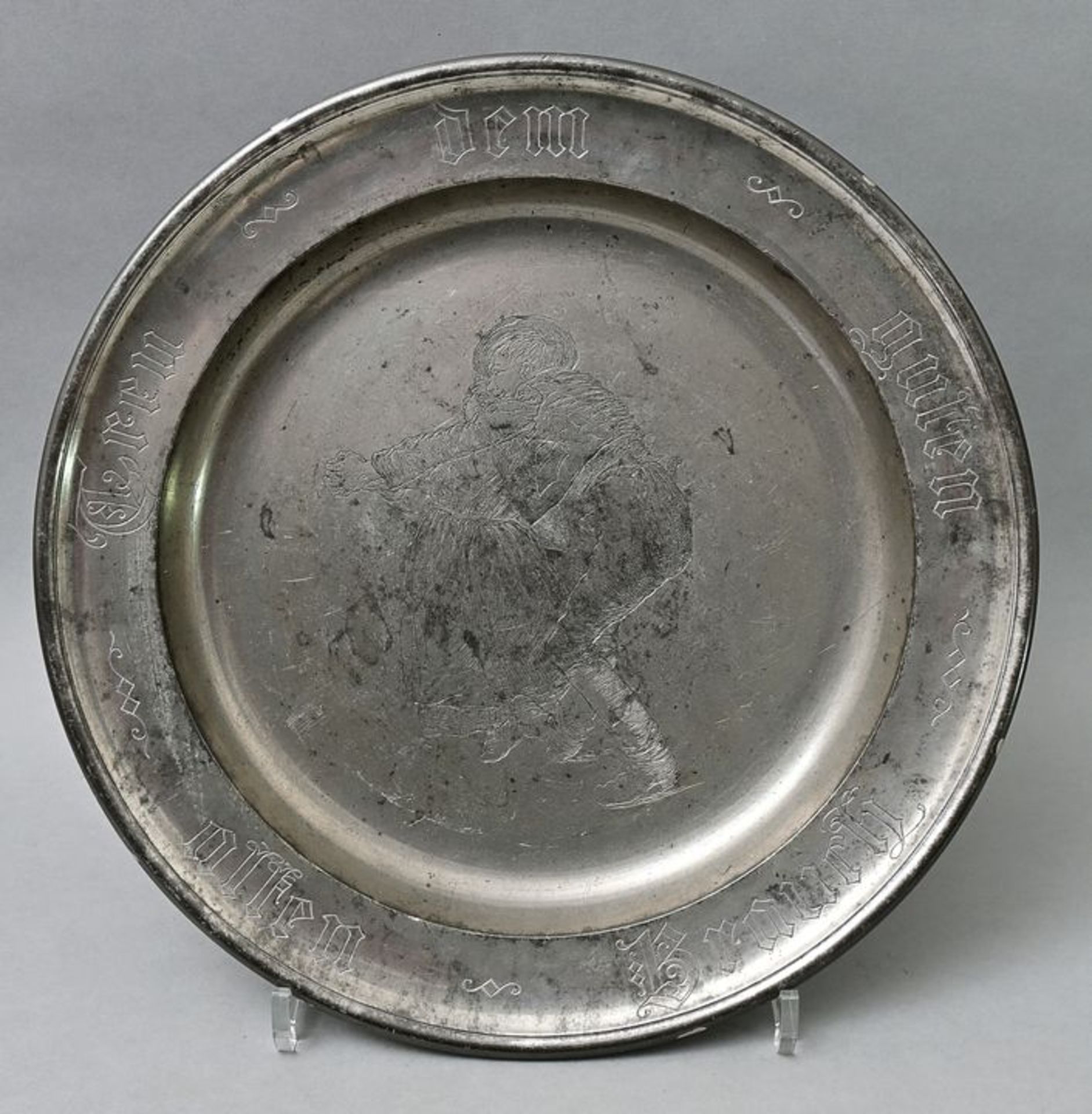 gr. runde Platte, Zinn / round plate
