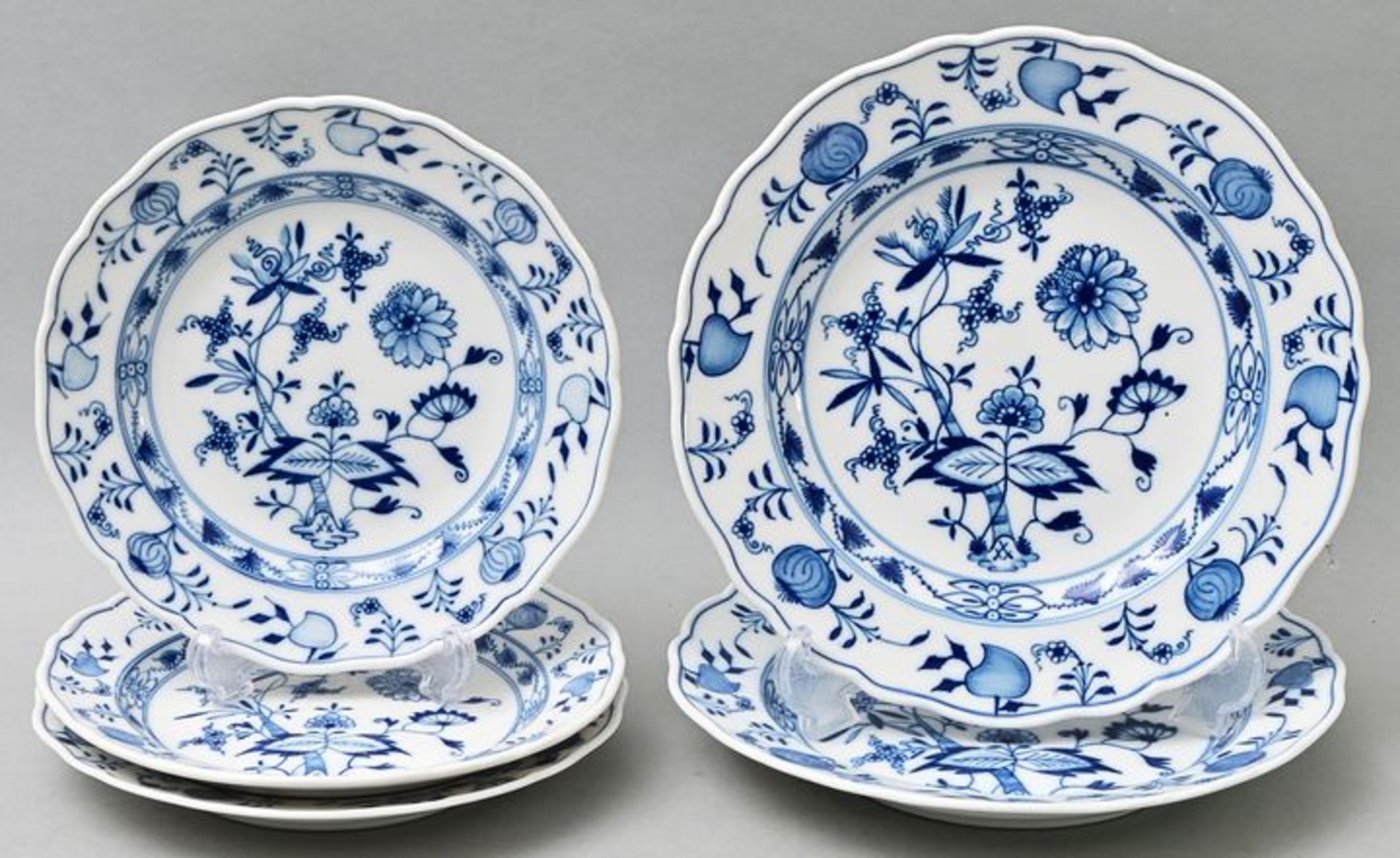 Fünf Teller, Meissen / Five plates, Meissen