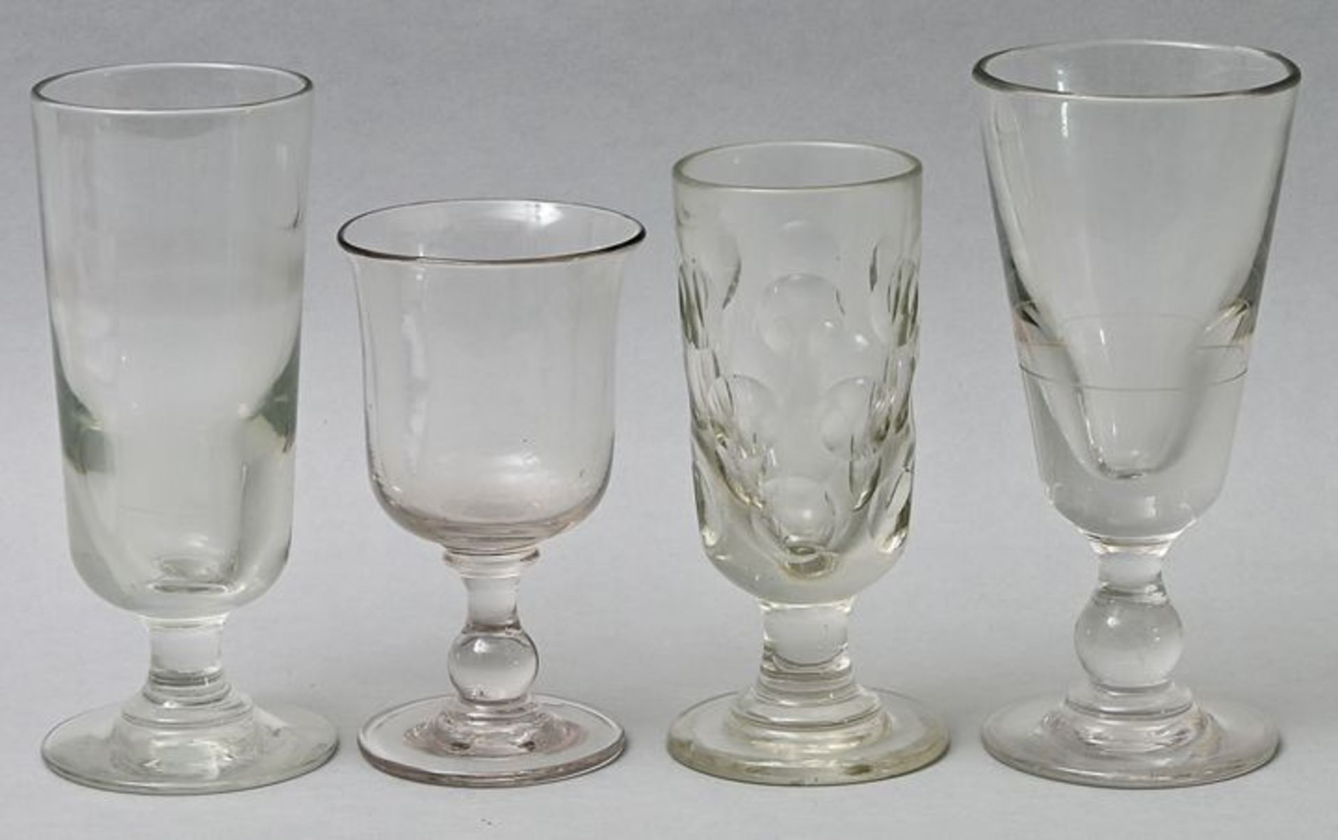 4 Gläser/ glasses