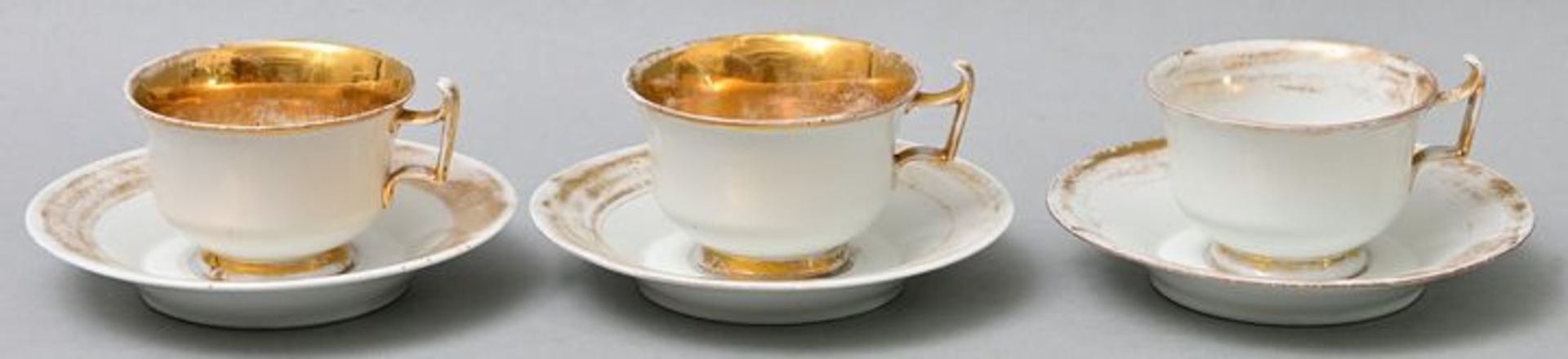Tassen mit Untertassen Meissen/ cups with saucers