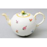 Teekannne Streublümchen Meissen/ tea pot