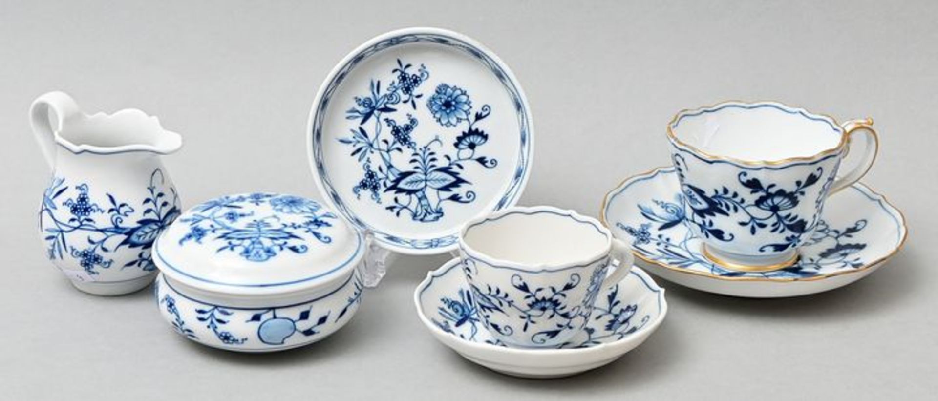 Einzelteile Zwiebelmuster/ items porcelain